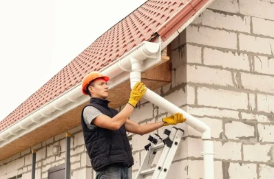 Pose et remplacement de gouttières à Collobrières